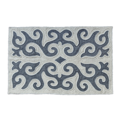 Wool area rug, 'Majesty of Heaven' (2.5x3.5) - Classic Grey and White Shyrdak Wool Area Rug (2.5x3.5)