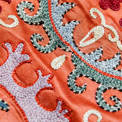 Tapiz de pared de seda bordado - Tapiz de pared de seda bordado tradicional en tonos vibrantes