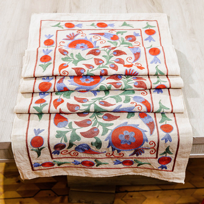 Camino de mesa de algodón bordado - Camino de mesa de algodón bordado con granada y paisley