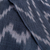 Bufanda de algodón ikat. - Bufanda de algodón azul con estampado Ikat tejida a mano con flecos