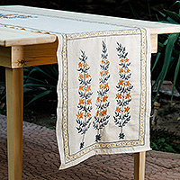Corredor de mesa de algodón bordado, 'Jonquils' - Corredor de mesa de algodón con temática de Jonquil bordado