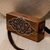 Bolso bandolera de piel y madera - Eslinga de madera de nogal floral tallada a mano con correas de cuero