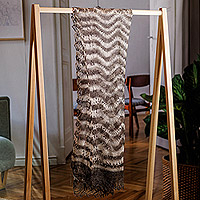 Bufanda de lana de cachemira, 'Regal Pleasure' - Bufanda de lana de cachemira blanca y negra suave tejida a mano