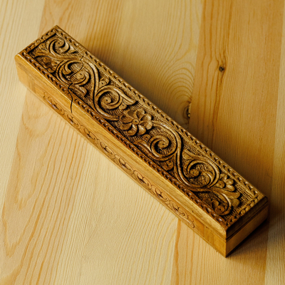 Wood puzzle box, 'Secret Majesty' - Hand-Carved Rectangular Classic Elm Tree Wood Puzzle Box