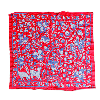 Mantel suzani bordado - Mantel de seda y viscosa bordado en rojo con temática natural