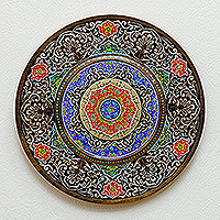 Holzwandkunst, „Usbekische Blütenblätter“ – handgefertigte lackierte Walnussholzwandkunst mit Blumenmotiv