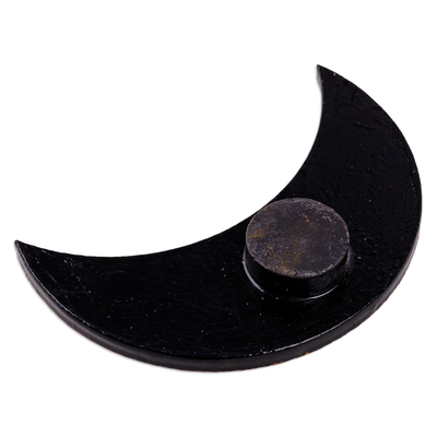 Lackierter Pappmaché-Magnet - Lackierter, handbemalter Halbmondmagnet aus Pappmaché