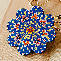 Lackierter Pappmaché-Magnet, „Blaue Blume“ – Lackierter handbemalter blauer Blumenmagnet aus Pappmaché