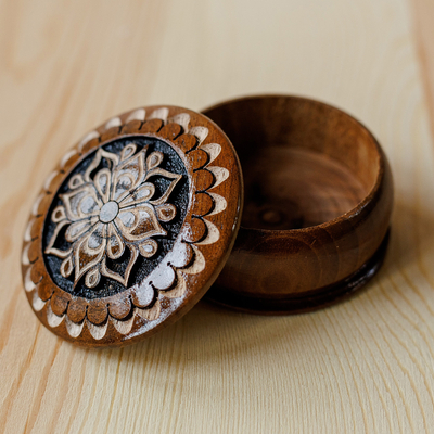 Wood mini jewellery box, 'Majestic Flower' - Round Wood Mini jewellery Box with Hand-Carved Floral Motif