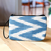 Cotton cosmetic bag, 'Ikat Serenity' - Blue and White Ikat Patterned Cotton Zippered Cosmetic Bag
