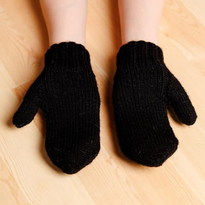 Wool mittens, 'Night Cuddle' - Handcrafted Knit 100% Wool Mittens in Black