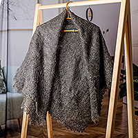 Chal de lana de cachemira, 'Grey Genius' - Chal suave tejido a mano 100% lana de cachemira en gris oscuro