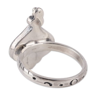 Sterling silver cocktail ring, 'Lucky Dame' - Classic Spade-Shaped Sterling Silver Cocktail Ring