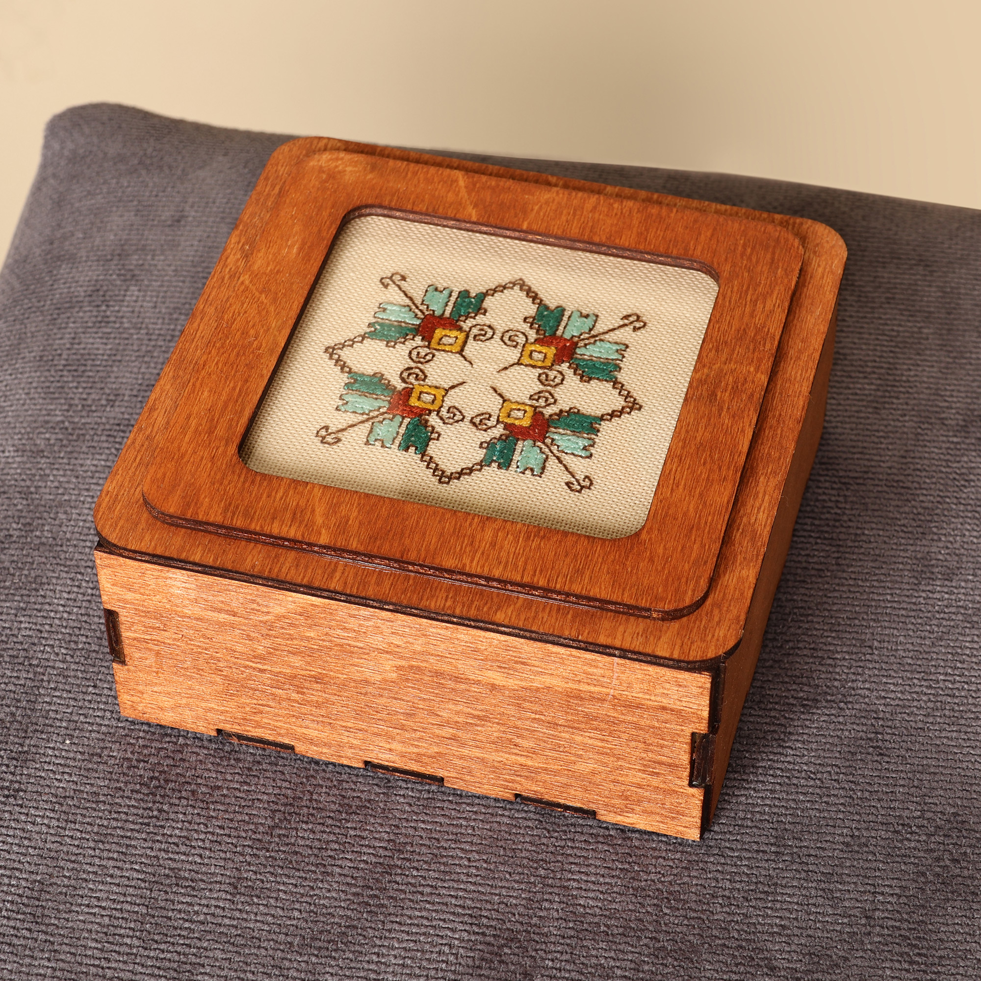 Handmade Wood Jewelry Box Topped by Cotton Embroidered Motif, 'Charming  Lotus