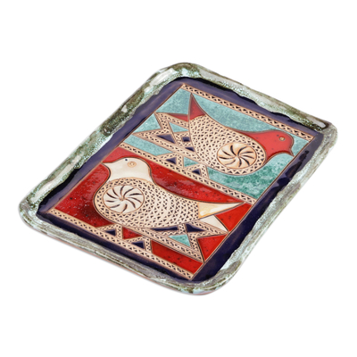 Plato de cerámica esmaltada - Plato de cerámica esmaltada en rojo y turquesa con temática de pájaros
