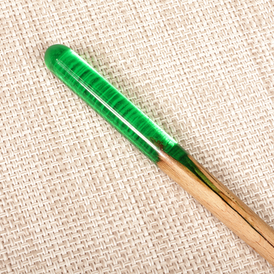 Pasador de fibra natural y resina - Horquilla de fibra natural con detalles de resina verde pintada a mano