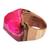 Gewölbter Ring aus Holz und Harz - Handgefertigter gewölbter Ring aus Aprikosenholz und Harz in Fuchsia