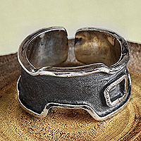 Men's sterling silver wrap ring, 'Wall Strength' - Men's Modern Sterling Silver Wrap Ring with Oxidized Finish