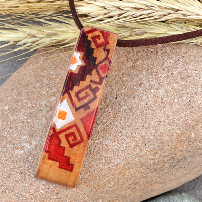Collar con colgante de madera - Collar con colgante de madera de manzano geométrico clásico hecho a mano