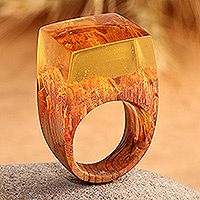 Resin and wood cocktail ring, 'Summer Energy' - Warm-Toned Resin and Armenian Pear Wood Cocktail Ring