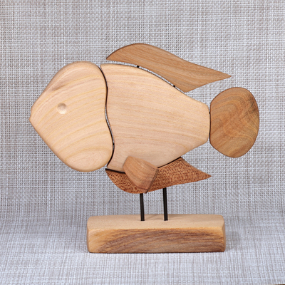 Wood sculpture, 'Natural Fish' - Hand-Carved Fish-Themed Linden Wood Sculpture in Natural Hue