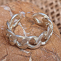 Ohrklemme aus Sterlingsilber, „United Elegance“ – Kabelkettenförmige Ohrklemme aus Sterlingsilber aus Armenien