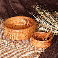 Wood bowls and honey dipper, 'Sweet Custom' (3 pieces) - Hand-Carved Beechwood Bowls and Honey Dipper (3 Pieces)