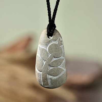 Collar colgante de piedra - Collar con colgante de piedra gris con temática de granada de Armenia