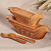 Wood condiment bowls, 'Sylvan Delight' (set of 2) - Set of 2 Hand-Carved Bird-Shaped Beechwood Condiment Bowls