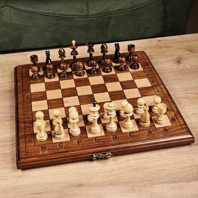 Juego de mesa de madera. - Juego de mesa de ajedrez y backgammon de madera hecho a mano en Armenia