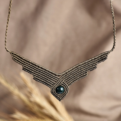 Jaspis-Makramee-Halskette mit langem Anhänger - Handgefertigte Makramee-Halskette mit langem Anhänger und Jaspisstein