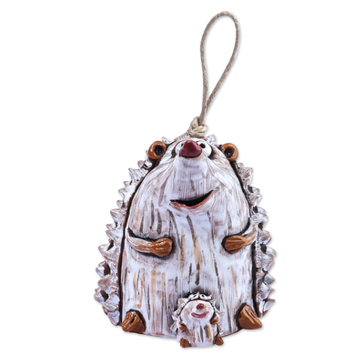 Adorno de campana de cerámica - Adorno de campana de cerámica madre erizo pintado a mano con cachorro