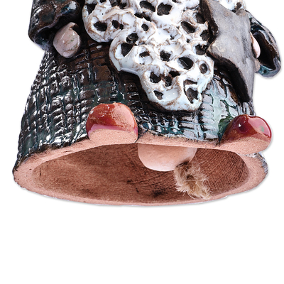 Adorno de campana de cerámica - Adorno de campana de cerámica de gnomo hecho a mano y pintado en Armenia
