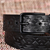 cinturón de cuero de los hombres - Cinturón tradicional de cuero oscuro para hombre con hebilla negra