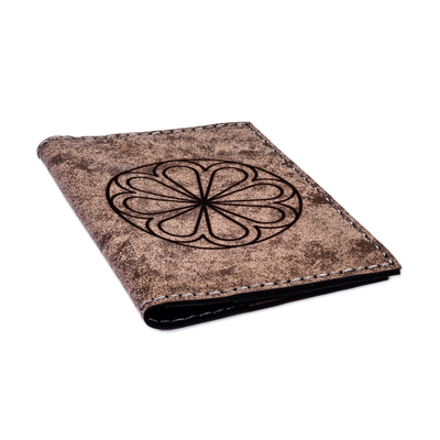 Porta pasaporte de ante - Porta pasaporte 100% ante marrón con detalles florales