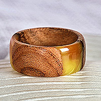 Anillo banda de madera y resina - Anillo de resina y madera de albaricoque amarillo tallado a mano