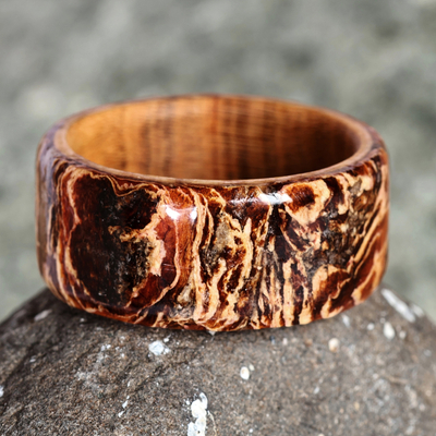 Men's wood band ring, 'Apricot Majesty' - Men's Apricot Wood and Tree Bark Band Ring from Armenia