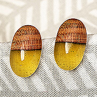 Pendientes de botón de madera y resina, 'Golden Woods' - Pendientes de botón ovalados de madera de albaricoque y resina amarilla