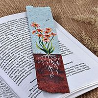 Marcador de papel reciclado, 'Blossoming Glow' - Marcador de papel reciclado con temática de la naturaleza pintado a mano