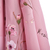 Pañuelo de seda pintado a mano. - Pañuelo de seda 100% rosa suave con temática floral pintado a mano