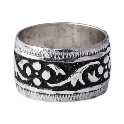 Sterling silver band ring, 'Floral Spell' - Floral Polished and Oxidized Sterling Silver Band Ring