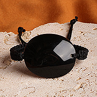 Obsidian pendant bracelet, Emblem of Puissance