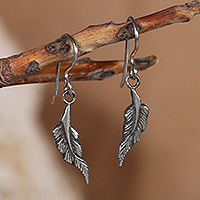 Sterling silver dangle earrings, 'Feathered Elegance' - Traditional Feather-Shaped Sterling Silver Dangle Earrings