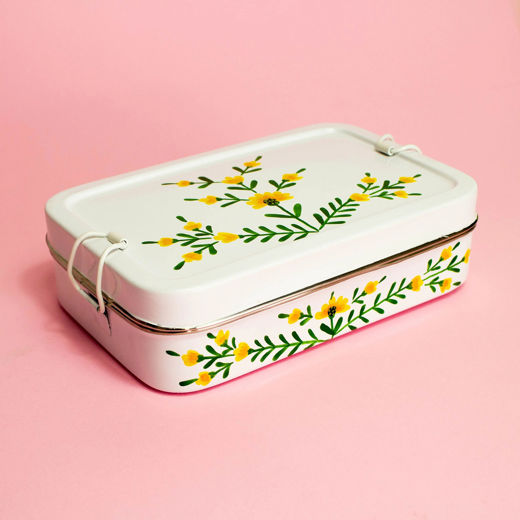 Metal lunchboxes serve up a feast of retro icons