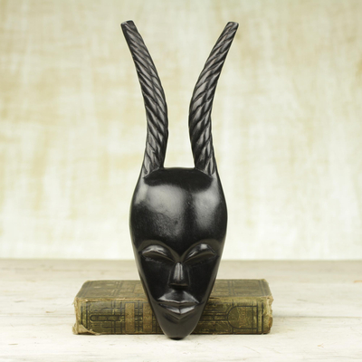 Ashanti-Holzmaske - Handgefertigte Maske aus Ashanti-Holz