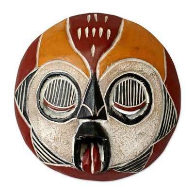 Ghanaische Holzmaske, 'Frau des Feuers - Afrikanische Holzmaske aus fairem Handel