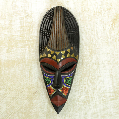 Máscara africana de madera de Ghana - Máscara de madera con cuentas hecha a mano de África