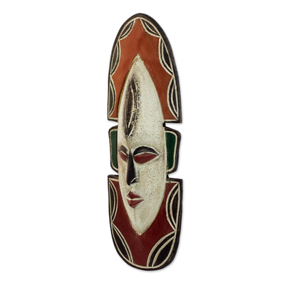 Máscara de madera de Ghana, 'Love Me' - Máscara de madera tallada de comercio justo