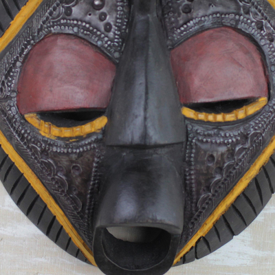Máscara de madera de África - Máscara de madera hecha a mano.