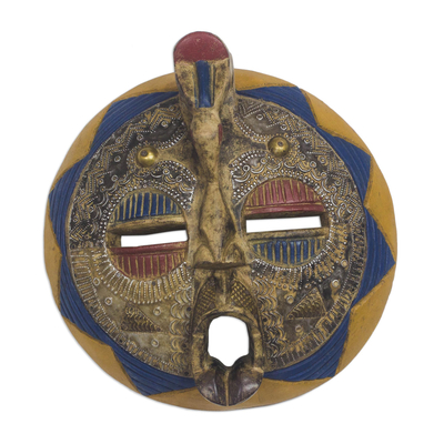 Maske aus afrikanischem Holz, 'Adeiso-Erbe'. - Handgefertigte afrikanische Holzmaske